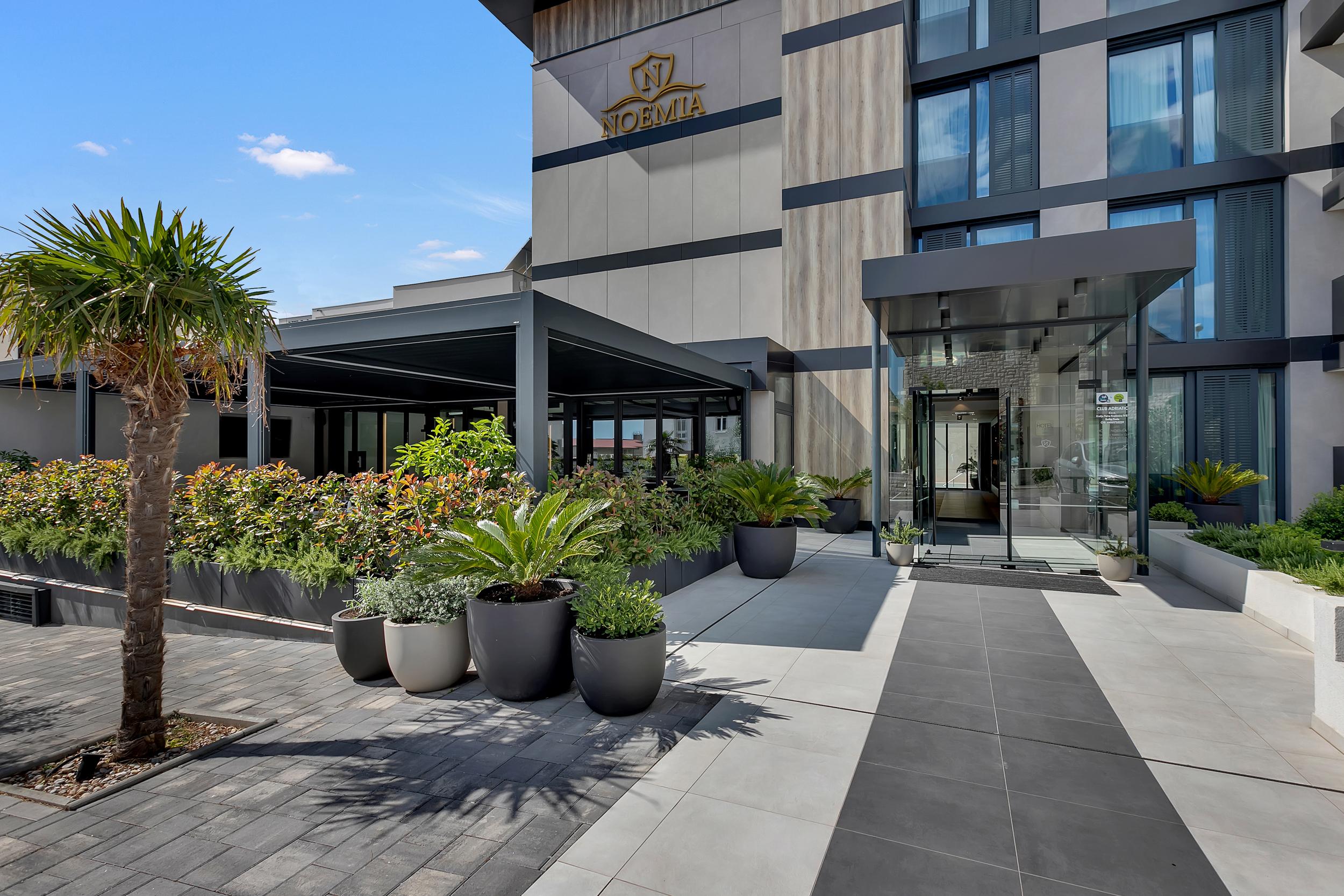 Gada Hotel Baska Voda Ngoại thất bức ảnh