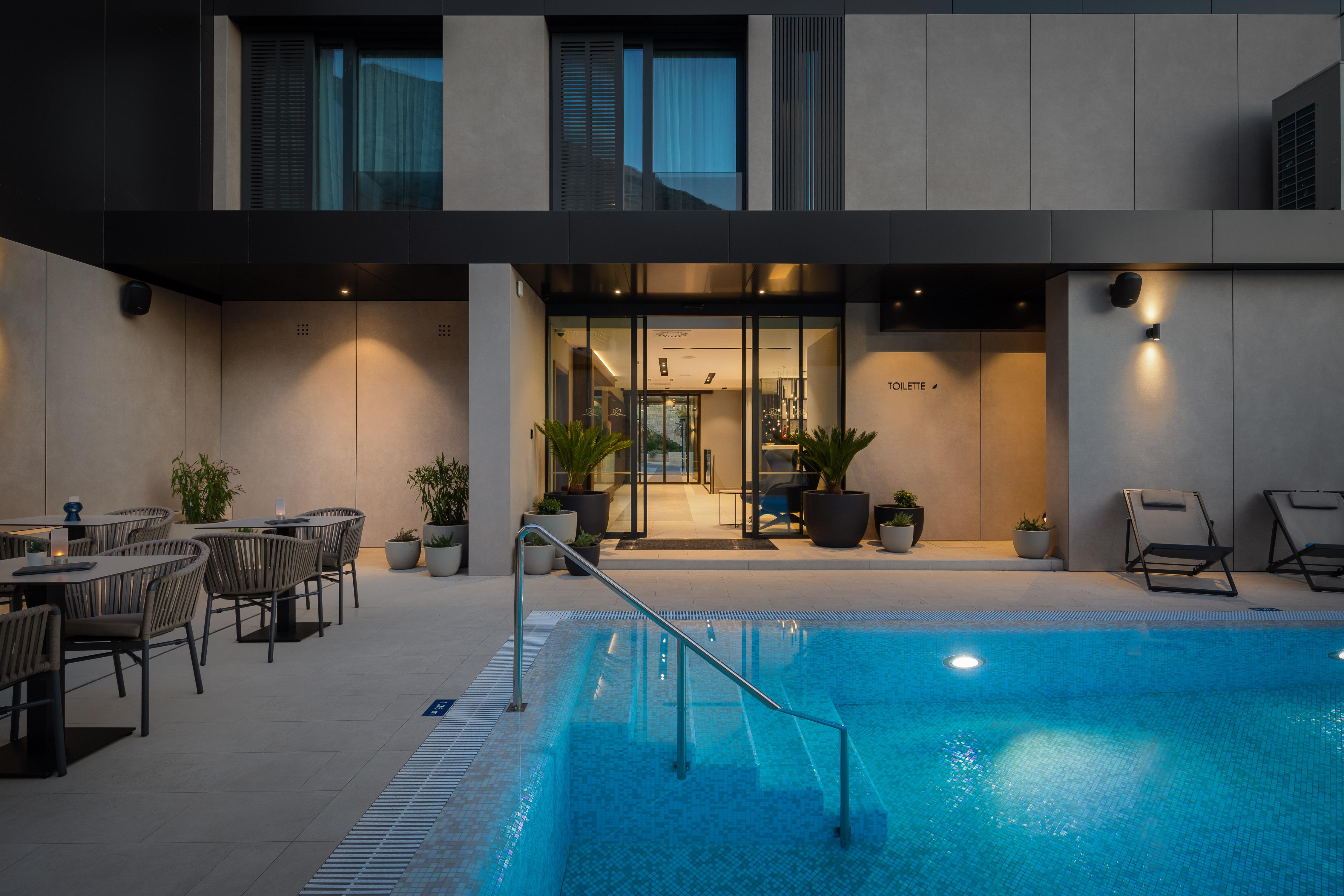 Gada Hotel Baska Voda Ngoại thất bức ảnh